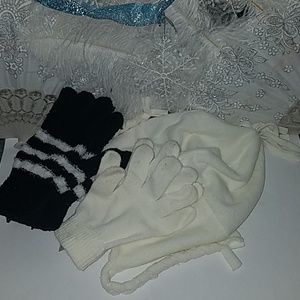 4/$5 Hat & Gloves